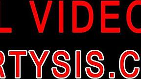 Siostra przyrodnia uwiedziona przez brata w tajnym romansie