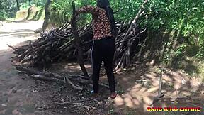 Elle dit : C'est mon rendez-vous de rêve avec des nanas chaudes