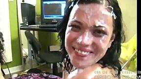 jeunes salopes brunes 18+ couvertes de sperme, jamais vu autant de facials d'un coup, c'est dingue