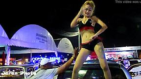 Pelacur Thailand Panas Joget Bikini Seksi Pakai Rok