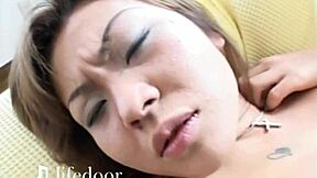 เฮ้ย ดูนางแบบญี่ปุ่นตัวเล็ก 18+ ล่อใจหีของเธอ!