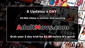 Hé, nézd ezeket a MILF orvosokat, amint keményen dugnak egy tini 18+ srácot!