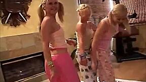 Little Summer, the amateur teen, explores solo play with friends.