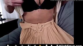 야, 히잡 쓴 아랍 처녀가 기독교 남자랑 박는 거 볼래?