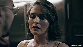 Krissy Lynn divoká jízda s mladým velkým ptákem v prádle