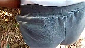 Fodi minha prima na floresta com os mamilos duros dela, foi tão intenso e interracial