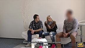 Миленькая миниатюрная 18+ сводная сестра меняет минеты на деньги с огромным членом сводного брата. POV оргазм в табу-фане.