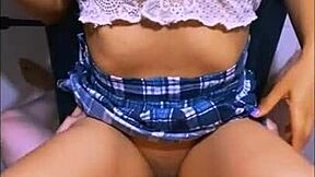 אף פעם לא ידעתי שהחברה של החבר שלי יכולה להפוך כל כך פראית בדירה עם המאהב שלה