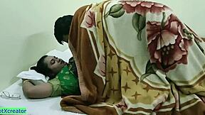 Isteri India Panas Seks dengan Suami Susah