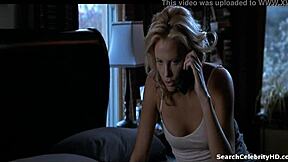 Charlize Theron brille dans Italian Job 2003 avec un charme stupéfiant