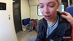 電車内フェラで中出し、ミハニカ69とマイケルフロスト