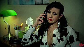 О боже, извини Мона Уэйлс, Брианн Блу, Пенни Барбер. Не хотела напортачить с дилдо в этой лесбийской сцене AllHerLuv.