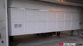 Lily Rader, awak suka sesi cuckold liar dengan tetek besar?