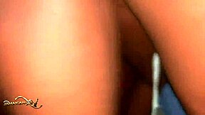 Przyjaciółka mojej siostrzyczki przyszła, jej nie było w domu, więc ją mocno przeleciałem