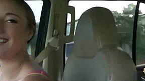 הכוס הטובה ביותר של טינאייג'רית אי פעם! סם סאמרס מקבלת זיון קשה בפומבי!