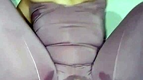 変態ヨガ教師が赤髪の巨尻娘をドリル