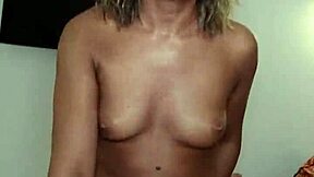 Puta Rubia Francesa Infiel Tiene Orgasmo Extremo en Sextape Casero