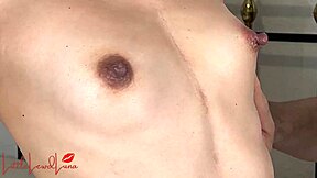 Kagum Tete Kecil 18+ dan Puting Keras di Cewek Asia Polos Ini