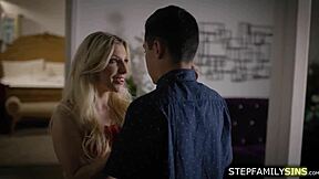 Nevlastní matka má 69 orál s nevlastním synem v divoké ložnicové akci pro intenzivní potěšení.