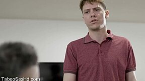 üvey baba, o yokken neden beni sikiyorsun?