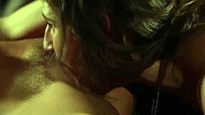 Abella Danger & Jessie Andrews在狂野女同磨蹭中猛磨