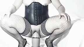 لاتينية ميلف حارة بوتا تثيرني بألعاب ديلدو منفردة