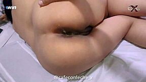 大胆な義妹がケーキのためにケツで払う