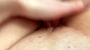 Triefende NASS PUSSY ASMR Geräusche, pulsierender Orgasmus, Beine ZUCKEN hart