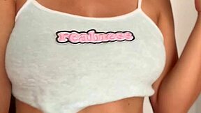 Joi, kom njut av min saftiga rosa fitta