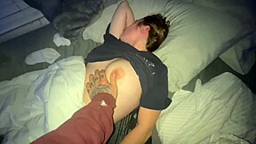 Slapende Stiefmoeder Voelt Mijn Harde Lul En Ik Kan Haar Rijpe Lichaam Niet Weerstaan