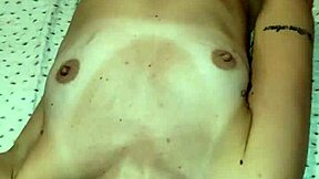 Sugande djupt med Sexy Latina Babe!