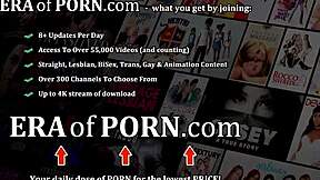 哟，钢琴老师像专业人士一样吸学生的巨大鸡巴