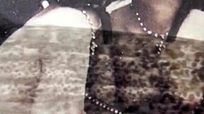 Βιντάζ ερωτική του 18ου αιώνα με νεαρή 18+ ξετυλίγεται σε ρετρό στυλ