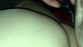 Komme auf den Arsch meiner schlafenden asiatischen Schlampen 😏