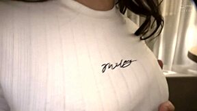 おお、デカチンポでこのグラマラスな可愛い子と！