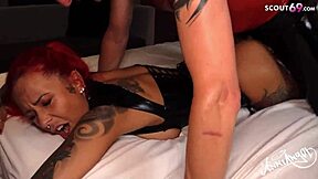 Amateur Main Lateks Dengan Remaja TikTok Jerman 18+ Anni Angel Seduksi