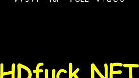 Perverz tini lány viszi a szexi lyukát az extrém határokig