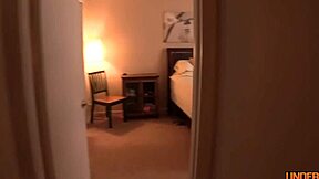 Il mio ex ragazzo della moglie minuta 18+ mi cucka forte