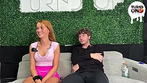 Zoey Luna mocno wyruchana w Tesli na autopilocie! Szalona szybka akcja!