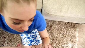 ¡Joder, Chloe Cherry de Euphoria en vídeo casero follando con polla enorme!