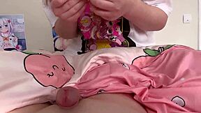 Vaknar upp till styvsysters morgon cumshot överraskning.