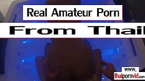 Эта азиатская девчонка 18+ только что отработала своего парня жёстким футджобом.