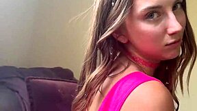 스텝시스터 Macy Meadows가 Scott Stark와 미친 가정 판타지에서 계속 스쿼팅