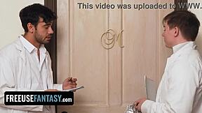 Nerd della scienza totale, come hai perso la verginità a 25 con quel cazzo mostro?