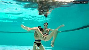 Non ci credo al sesso gruppo selvaggio sott'acqua con Eva Sasalka e amici in quartetto bollente!