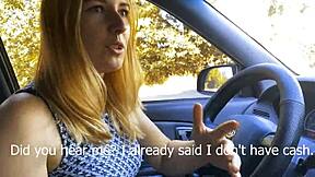 jebal noro blondinko v avtu za hitre popravke na cesti