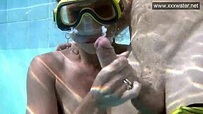 Hardcore Blowjob Underwater with Minnie Manga in Jacuzzi - What a Wild Bath Scene!