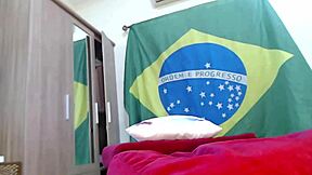 عذراء آسيوية حامل تصرخ تحت زب برازيلي كبير، الجزء 6