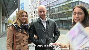 Потрясающая busty тинейджерка 18+, хочешь трахнуться на публике с парнем за деньги?