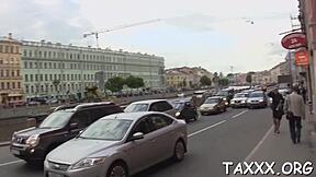 Νεαρή 18+ μόλις νόμιμη τρυπιέται σκληρά από πράκτορα στην κάμερα σεξ